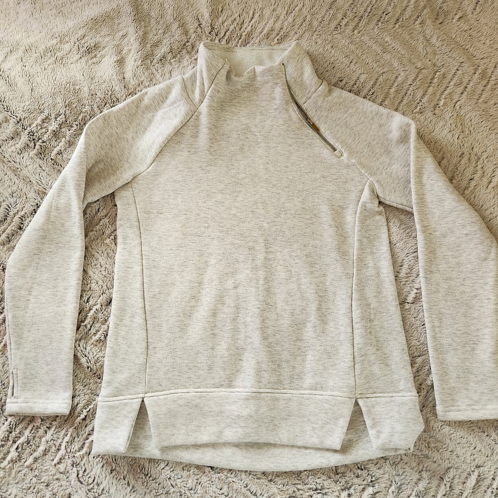Pullover Sweatshirt